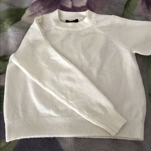 Beautiful white top in great condition